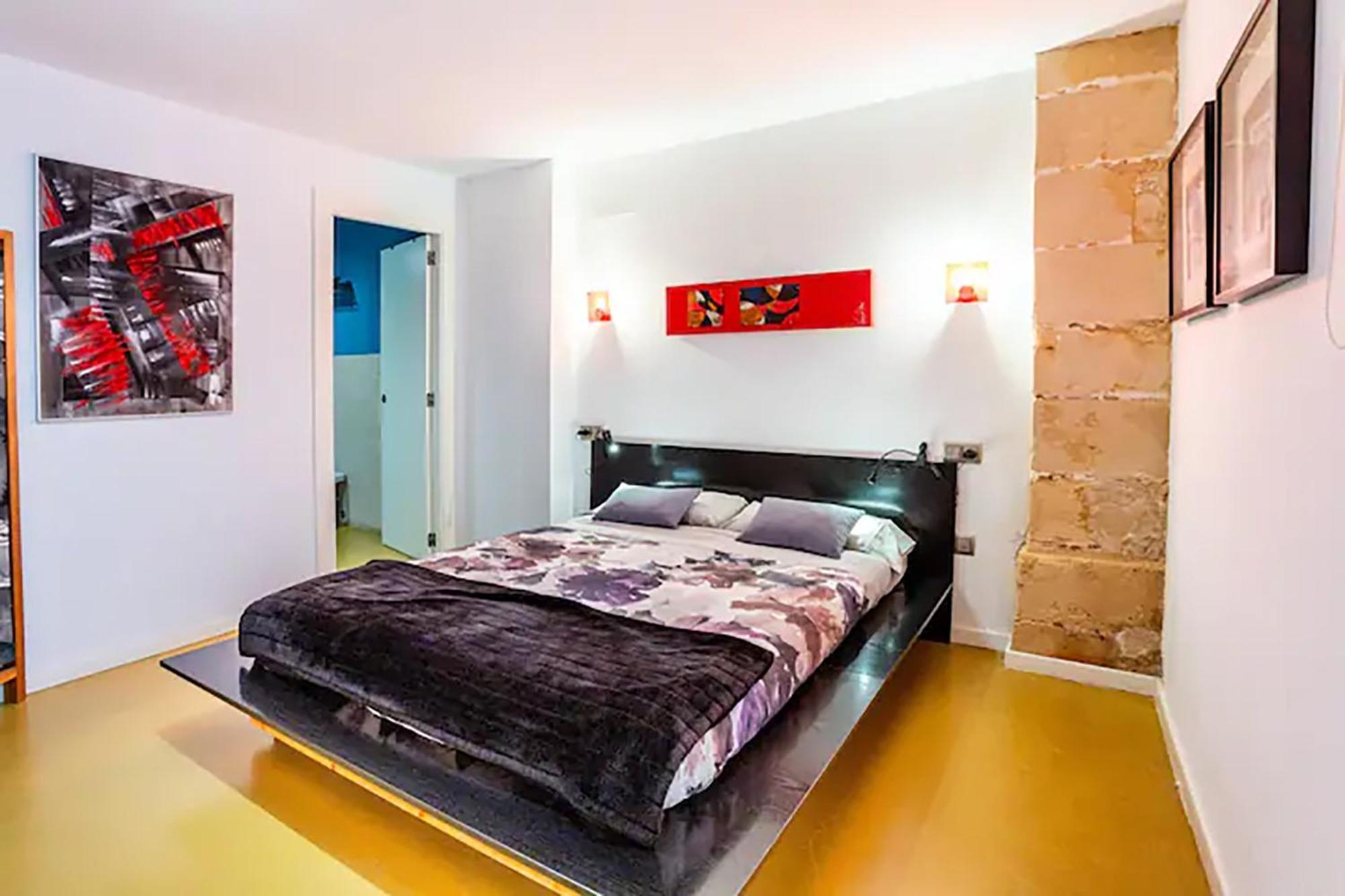 Artqhost Jerez Huge Loft & Free Parking Apartment เฮเรซ เด ลาฟรอนเตรา ภายนอก รูปภาพ