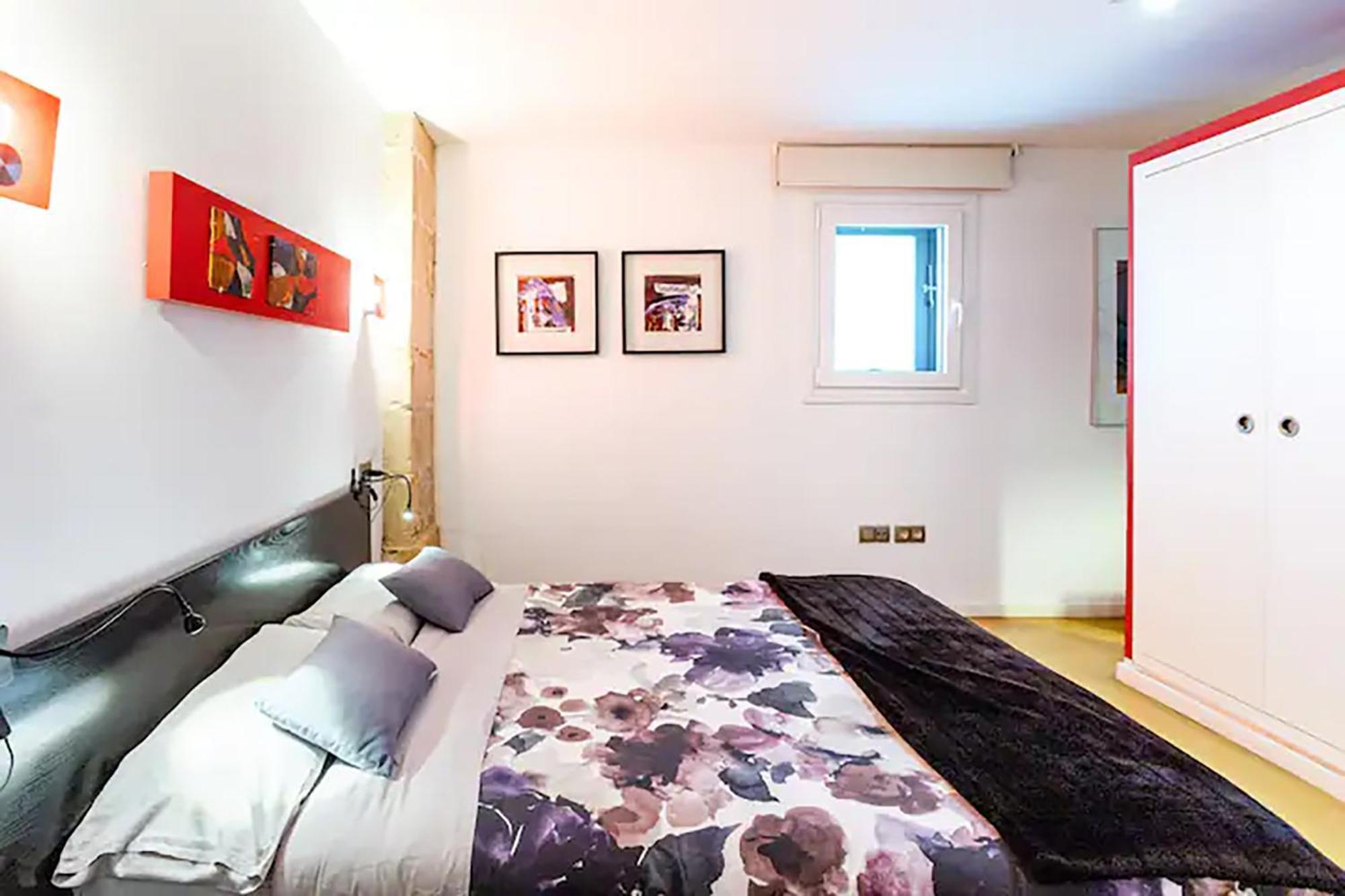 Artqhost Jerez Huge Loft & Free Parking Apartment เฮเรซ เด ลาฟรอนเตรา ภายนอก รูปภาพ