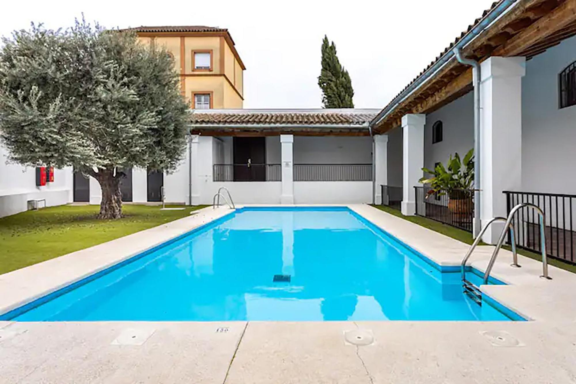 Artqhost Jerez Huge Loft & Free Parking Apartment เฮเรซ เด ลาฟรอนเตรา ภายนอก รูปภาพ